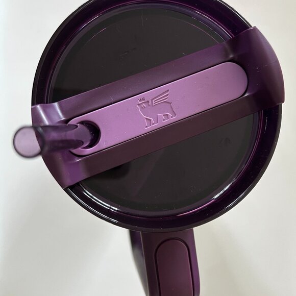 NEW Stanley 40oz Quencher H2.0 Tumbler Hammertone Lilac - Picture 2 of 2